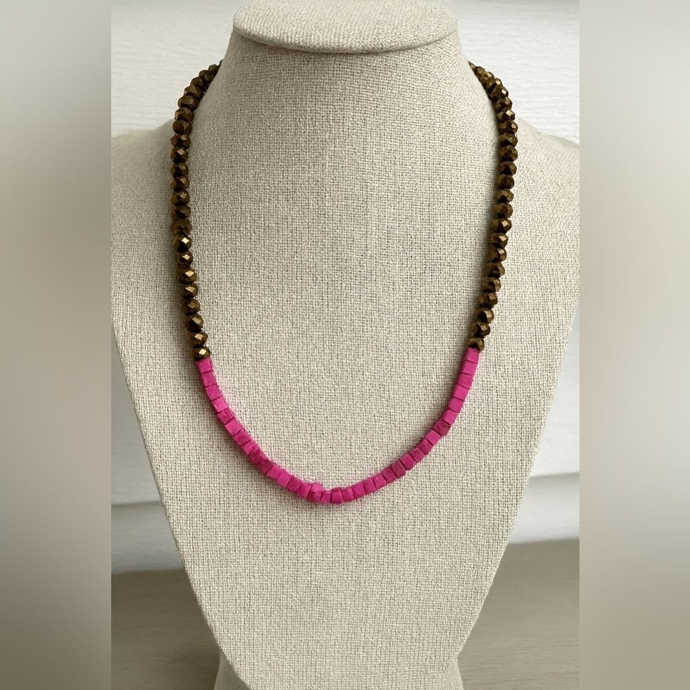 Vintage Y2K Womens Pink & Copper Tone Beaded Princess Choker Necklace 90s Beachy
